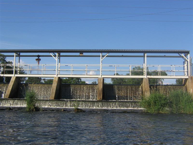 Ellistone Canoe Rentals photo gallery Canoe the LaCrosse river in